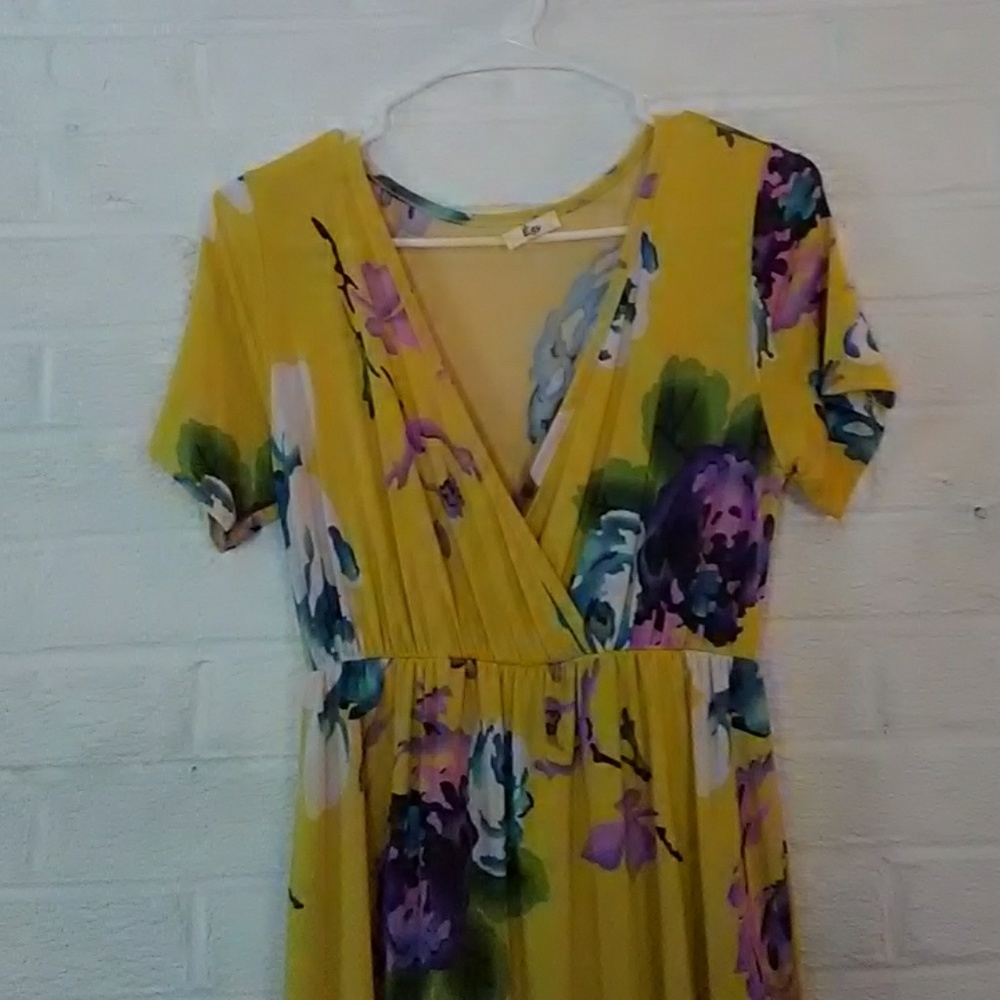 Yellow Short Sleeve Maxi Dress